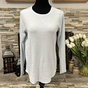 Abercrombie & Fitch Women’s Long Sleeve Tee